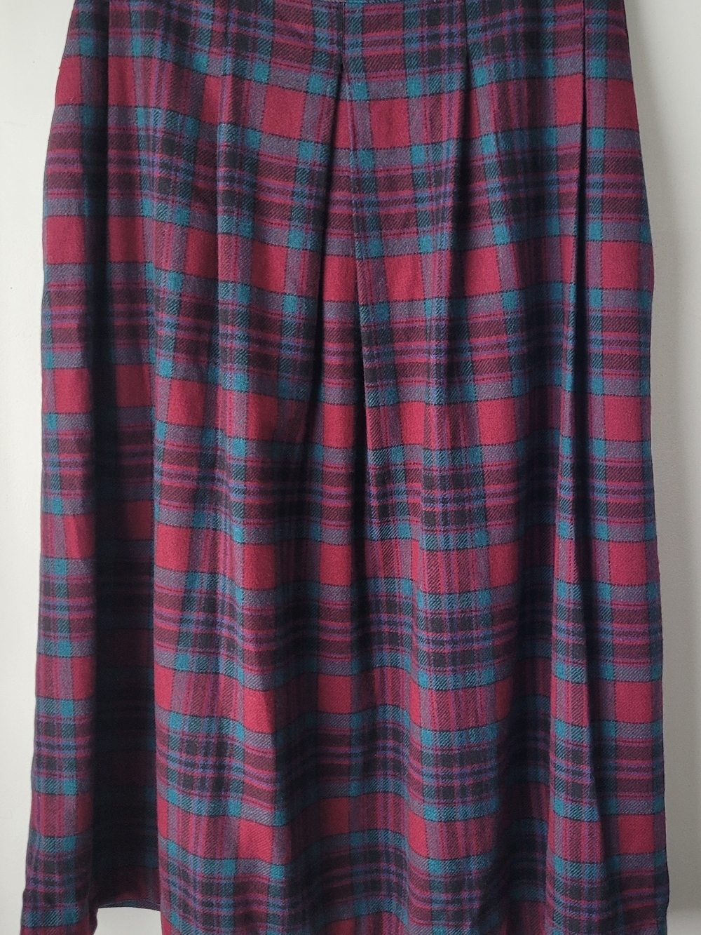 Vintage The Woolrich Woman Pleated Burgundy and Teal Plaid A-Line Skirt Size 16